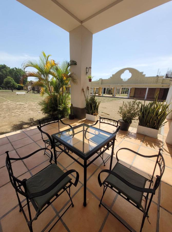 Hotel Portico Norte Tartagal Bagian luar foto