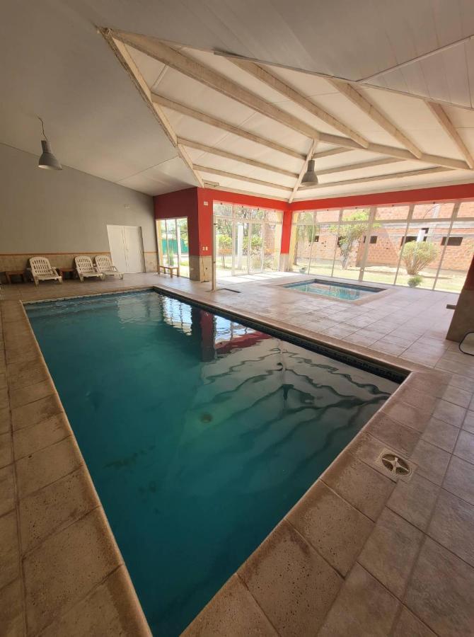Hotel Portico Norte Tartagal Bagian luar foto