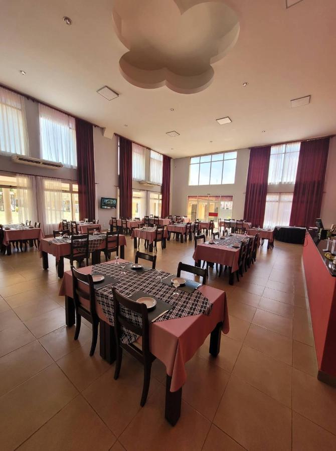 Hotel Portico Norte Tartagal Bagian luar foto