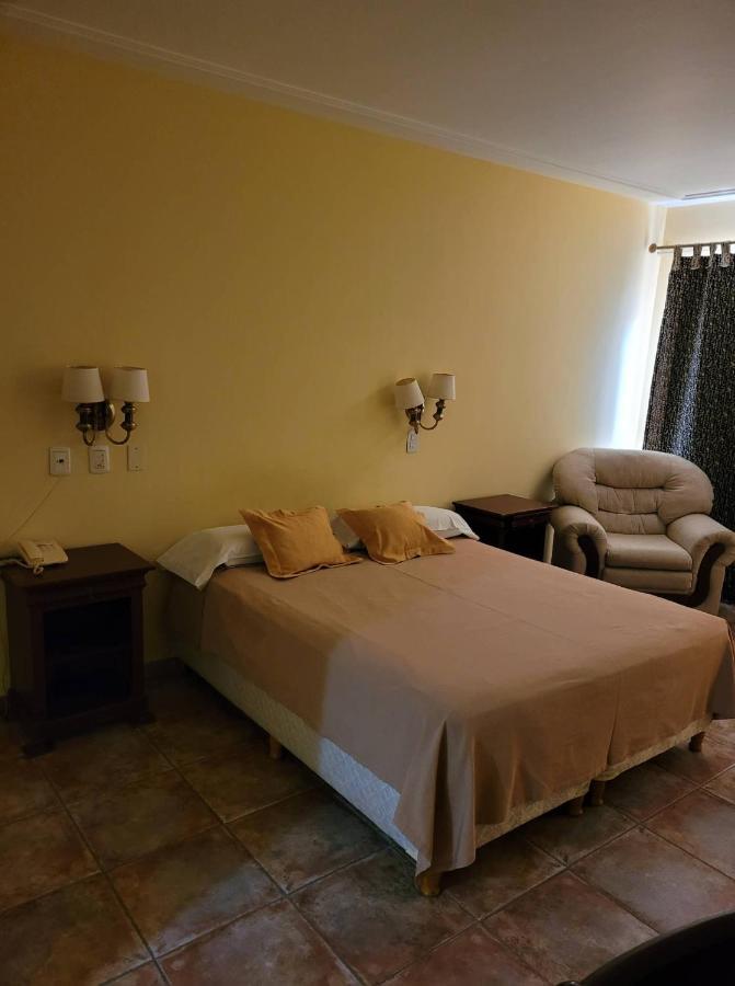 Hotel Portico Norte Tartagal Bagian luar foto