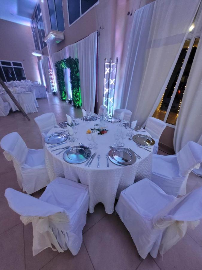 Hotel Portico Norte Tartagal Bagian luar foto